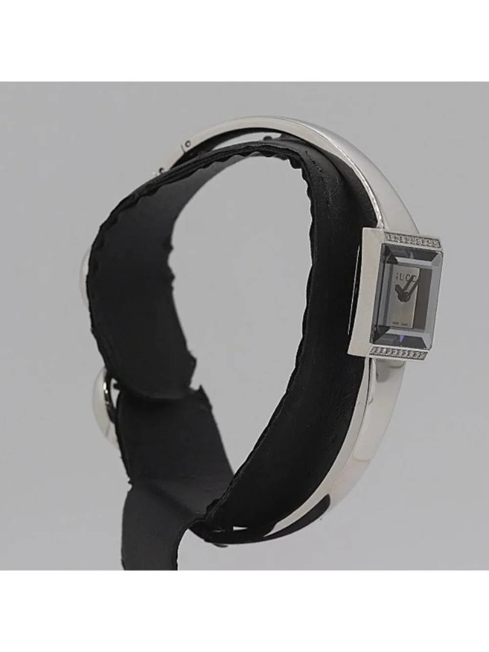 Gucci 128.5 Quartz Bangle Watch Mirror Dial